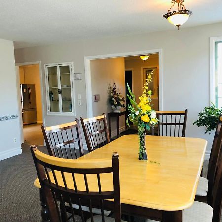 Downtown Whitehorse 2 Bedroom House Bagian luar foto